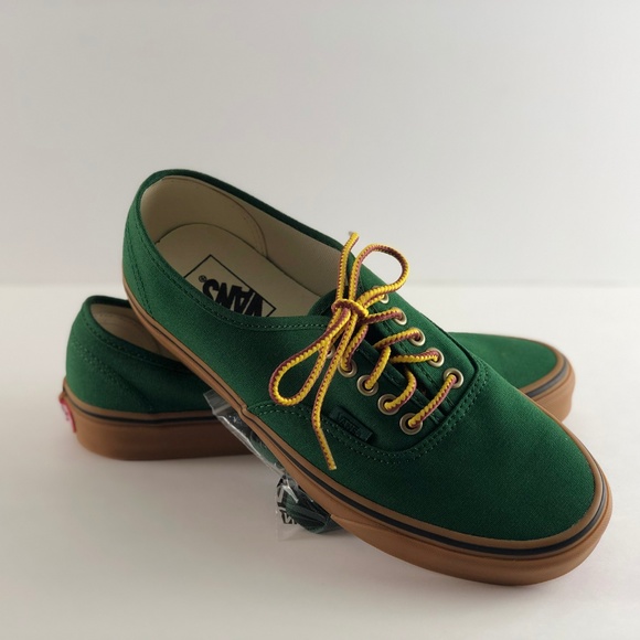 vans slip on lace boot